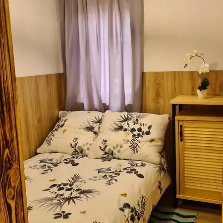 Majka Nad Jeziorakiem Holiday home Makowo